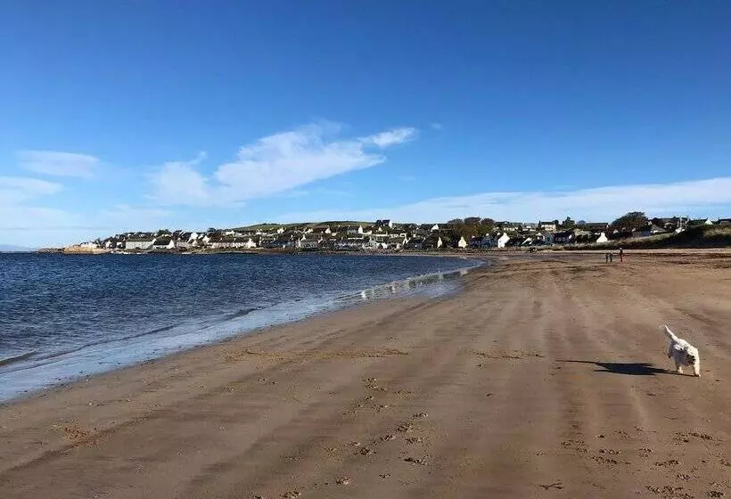 Lovely 3 Bed Cottage, Portmahomack Next To Harbour