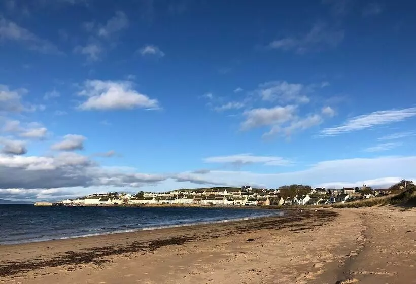Lovely 3 Bed Cottage, Portmahomack Next To Harbour