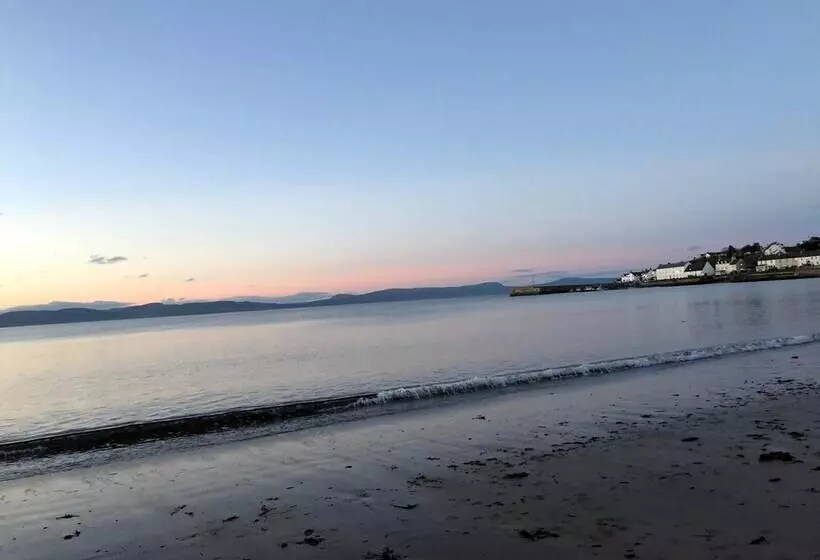 Lovely 3 Bed Cottage, Portmahomack Next To Harbour