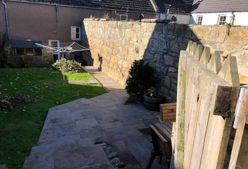 Lovely 3 Bed Cottage, Portmahomack Next To Harbour