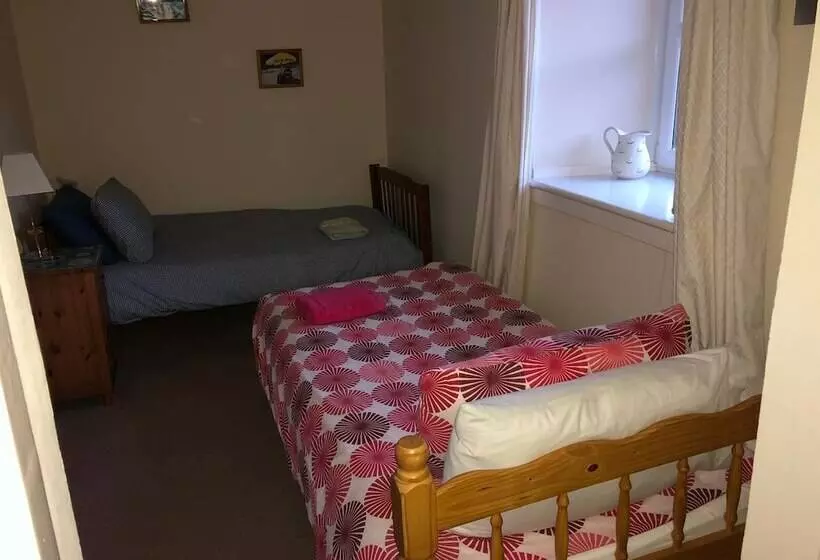 Lovely 3 Bed Cottage, Portmahomack Next To Harbour