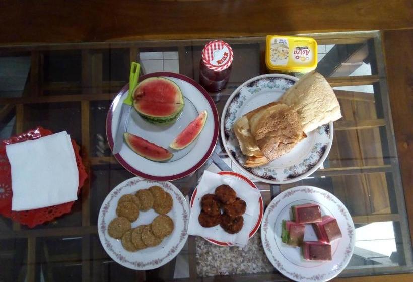 Ceylon Hostel Galle Hostel