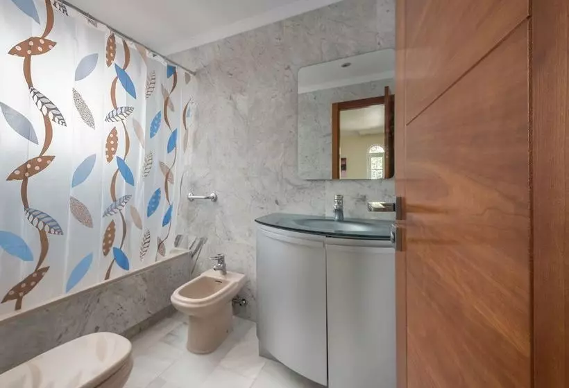 Infocom Apartment Severo Ochoa City Center