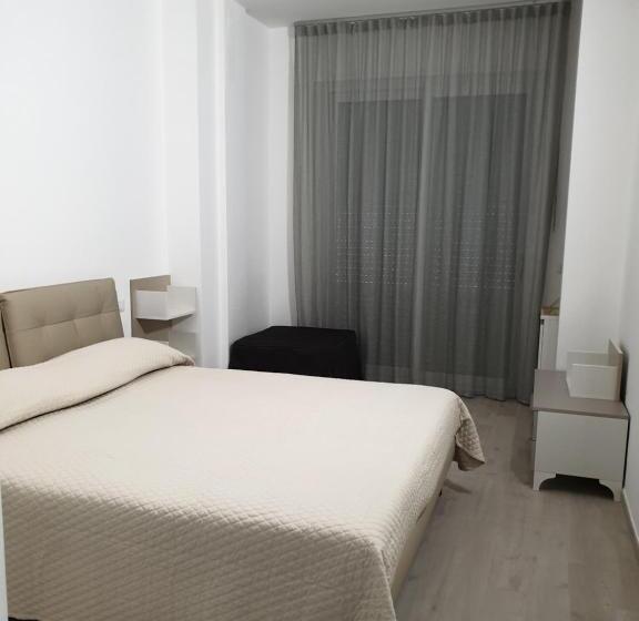 פנסיון Iris Home