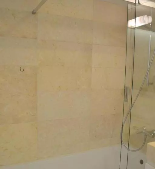 Tp Bombarda 5, Lisbon Deluxe Apartment