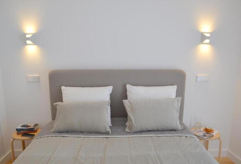 Tp Bombarda 5, Lisbon Deluxe Apartment