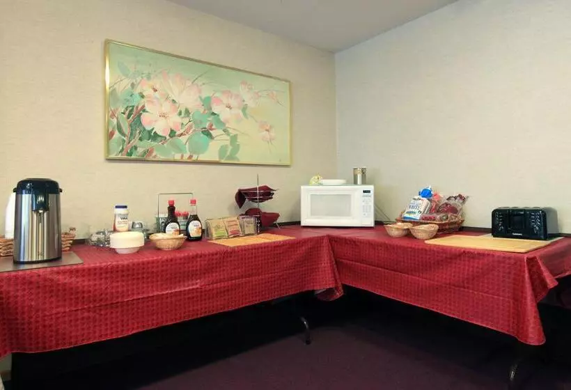 בית מלון כפרי Americas Best Value Inn & Suites Forest Grove/hillsboro