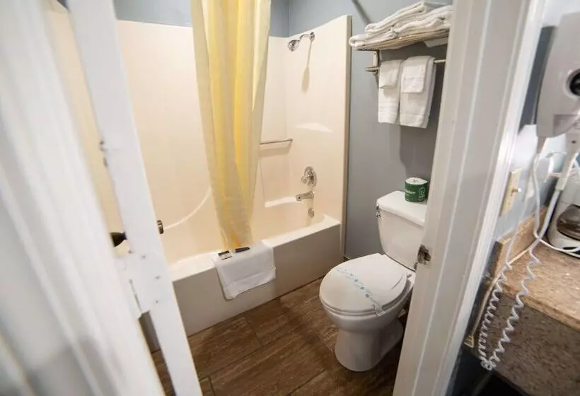 ホテル Americas Best Value Inn And Suites Siloam Springs