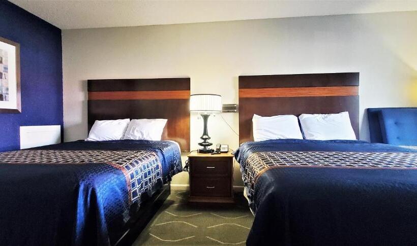 ホテル Economy 7 Inn Newport News
