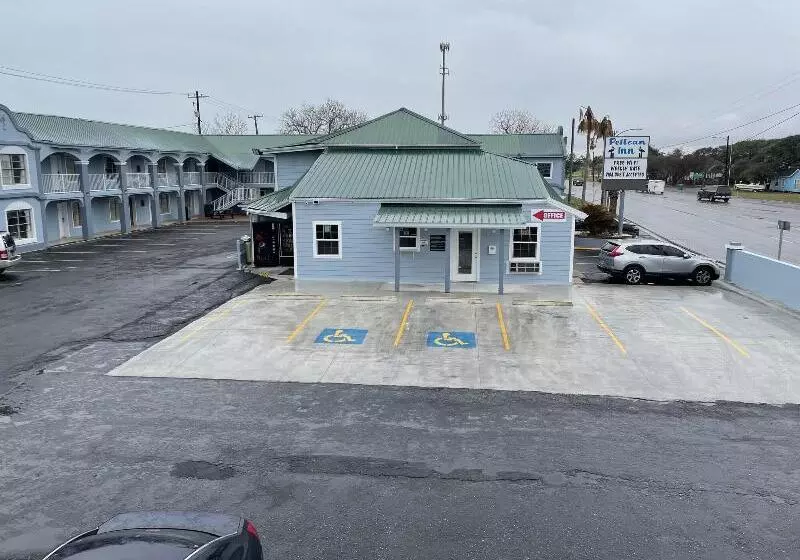 Отель Pelican Inn By Belvilla Aransas Pass, Tx