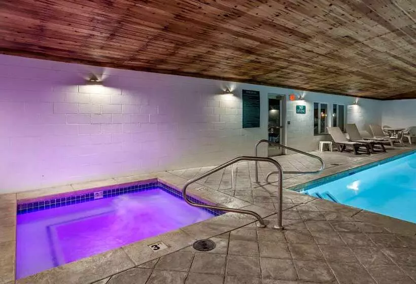 酒店 Quality Inn Logan Near University