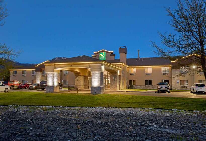 فندق Quality Inn Logan Near University