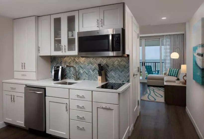 هتل The Laureate Key West