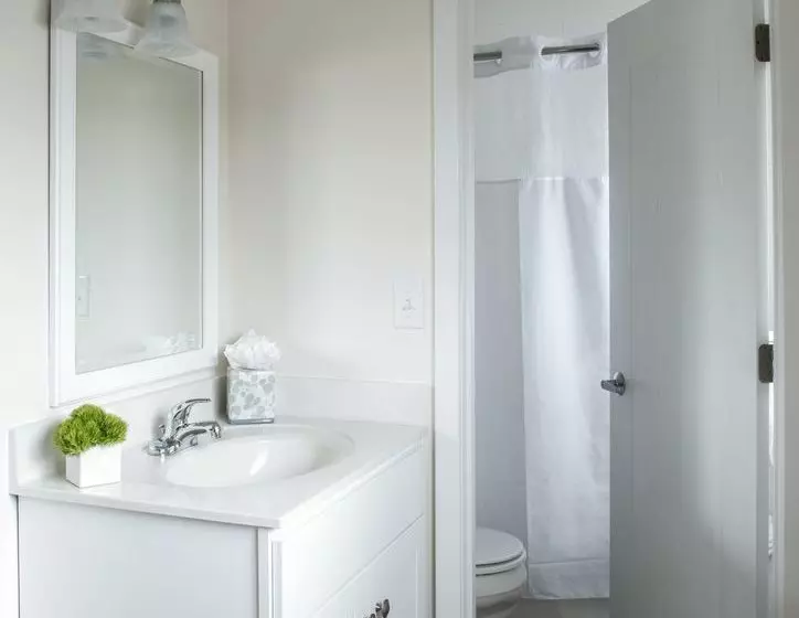 ホテル The Three Seasons Resort