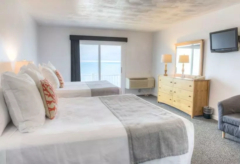 ホテル The Three Seasons Resort