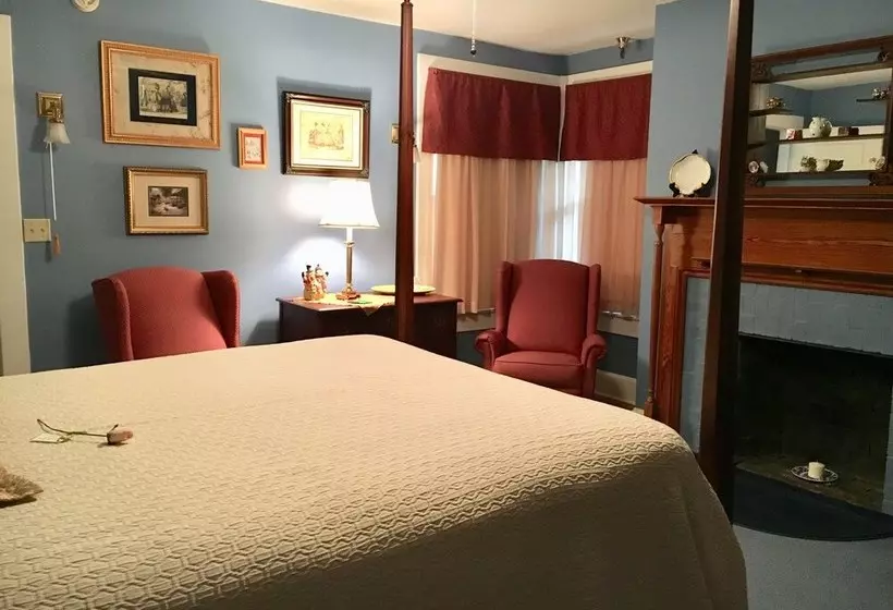 هتل Thurston House