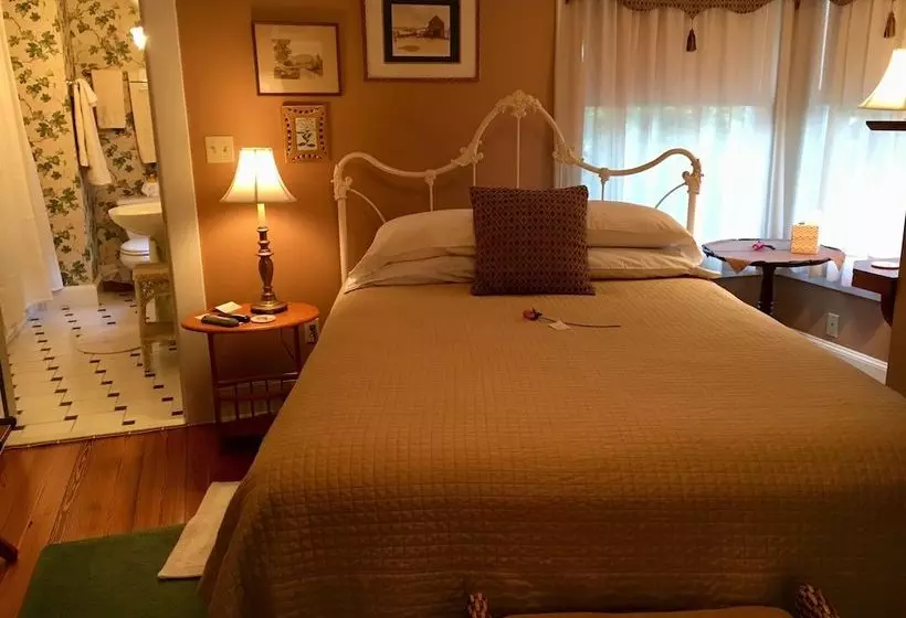 هتل Thurston House