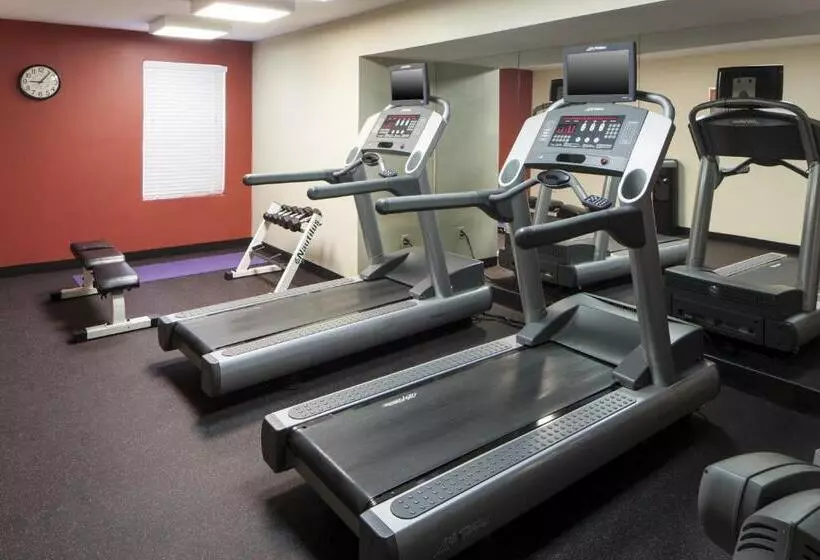Отель Towneplace Suites Dallas Arlington North