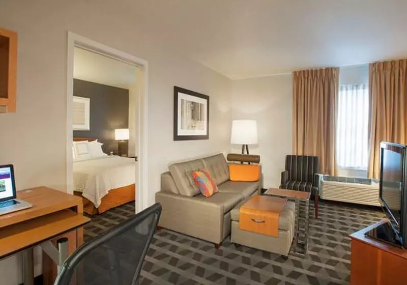 酒店 Towneplace Suites Dulles Airport