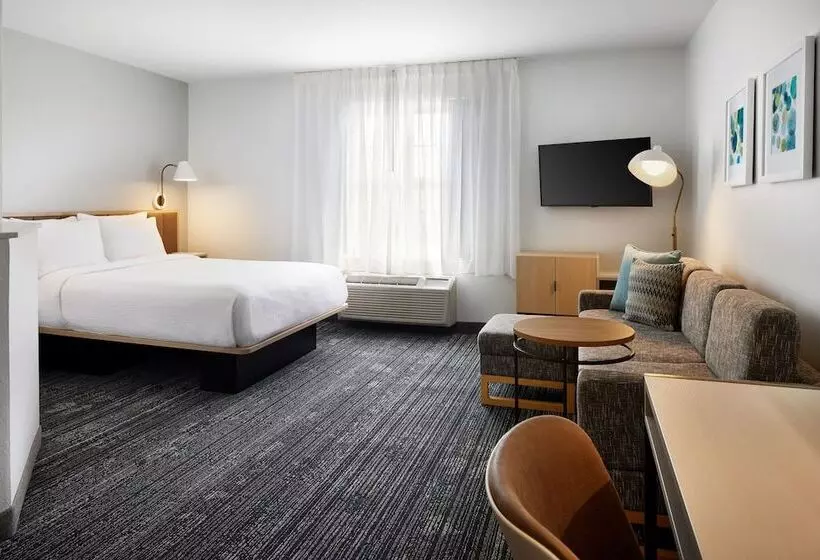 酒店 Towneplace Suites Dulles Airport