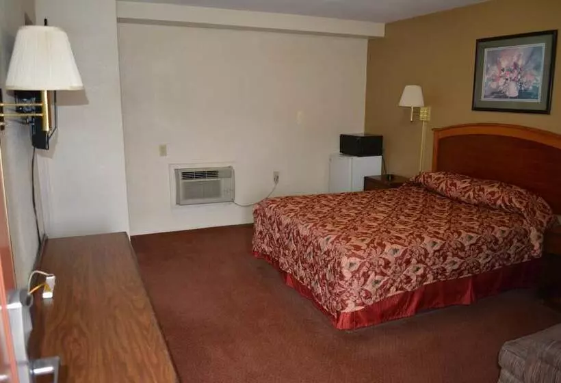 Отель Travelers Inn