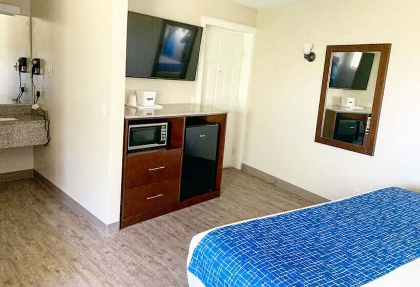 ホテル Travelodge By Wyndham Cedar City