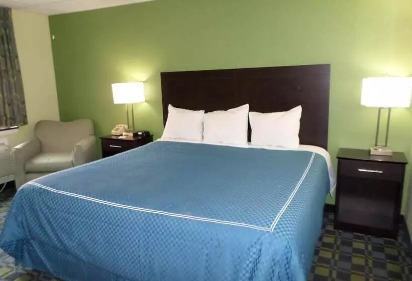 호텔 Travelodge By Wyndham Cleveland Lakewood