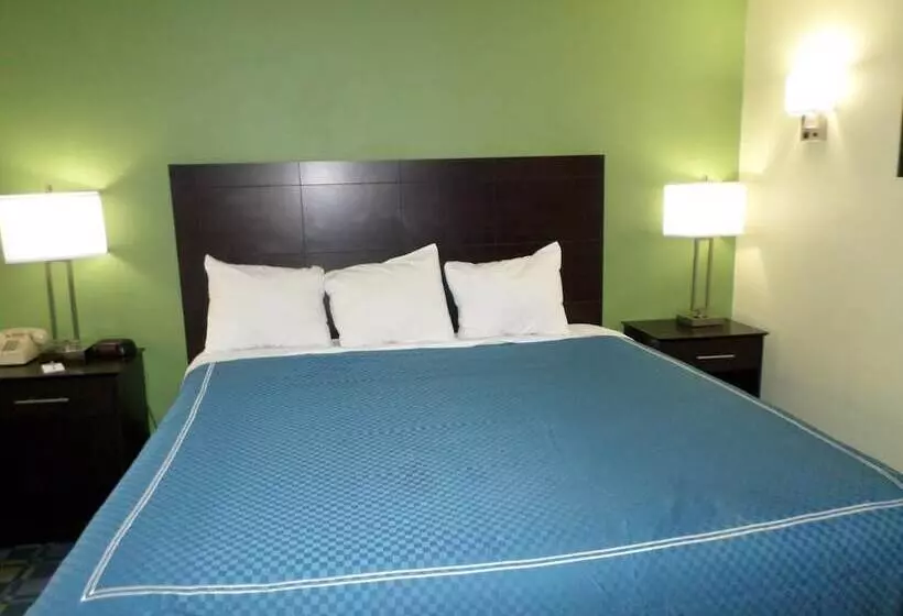 호텔 Travelodge By Wyndham Cleveland Lakewood