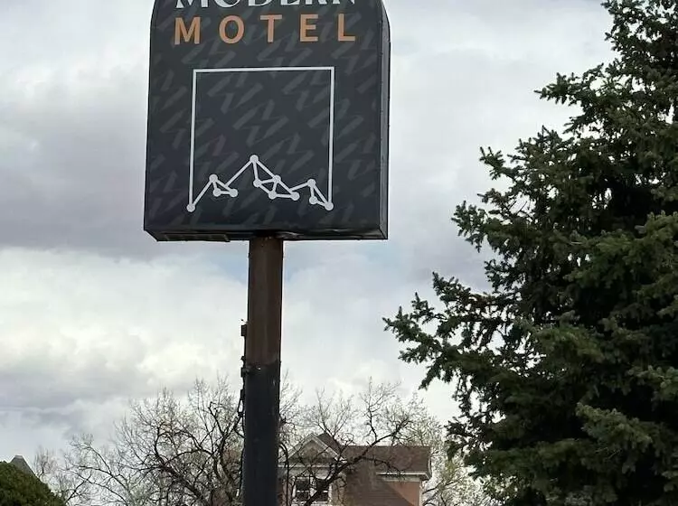 Modern Motel