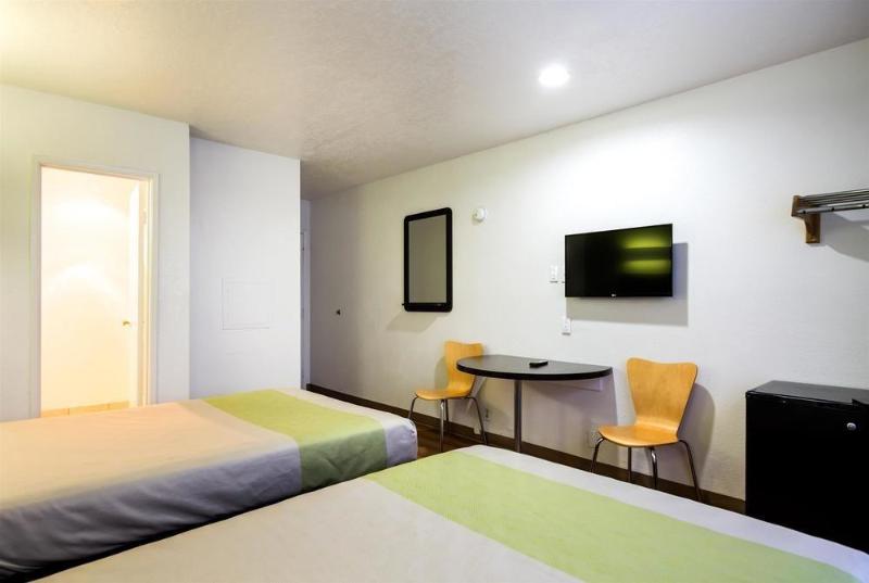 Motel 6 Santa Fe, Nm Downtown