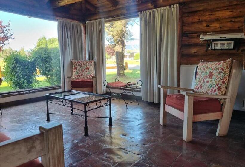 Hostel Cabañas La Señalada