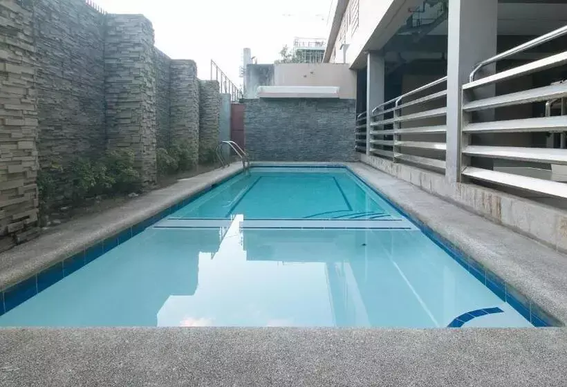 Retkeilymaja Grand Apartelle Mandaue Cebu