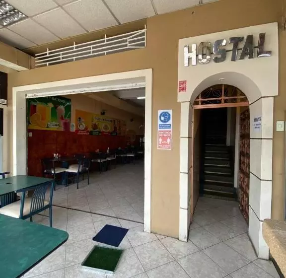 Retkeilymaja Hostal Puerto Azul