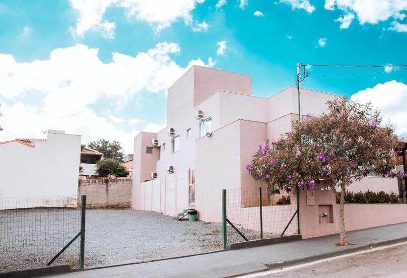 Hotel Shalom Pousada Capitolio