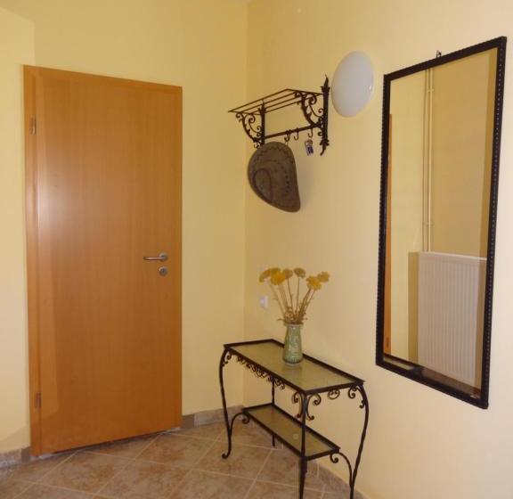 Пансион Veranda Vendégház Pécsely