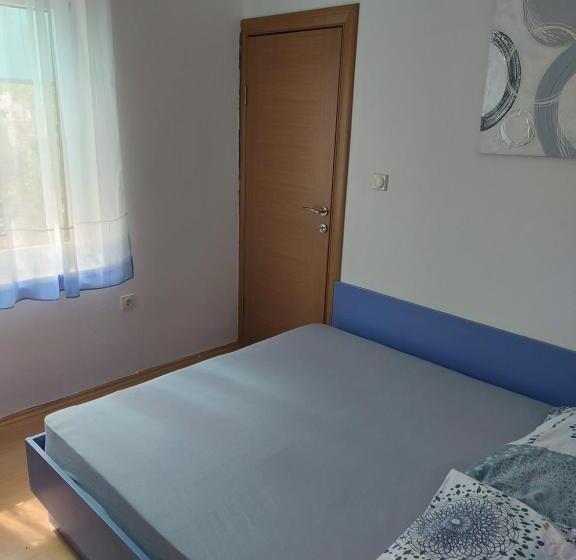 پانسیون Vila Jovana