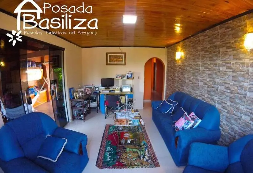 هاستل Posada Basiliza, Encarnación Py