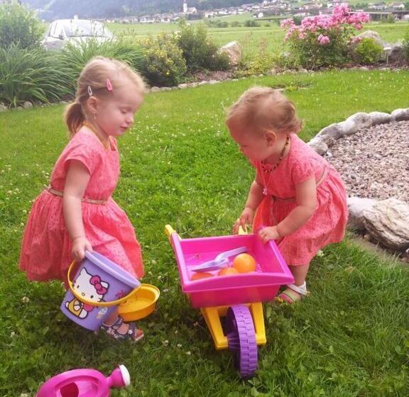 Apparthotel Stoanerhof