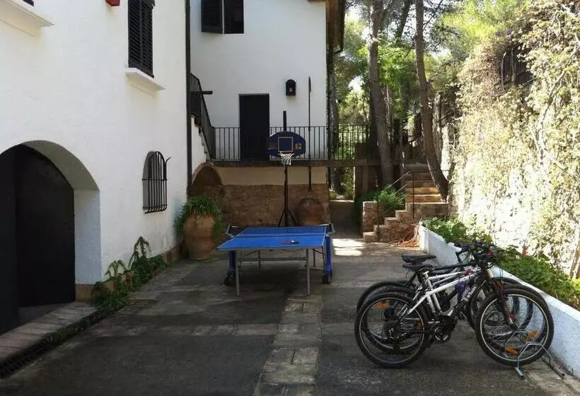 پانسیون L àncora De Barà