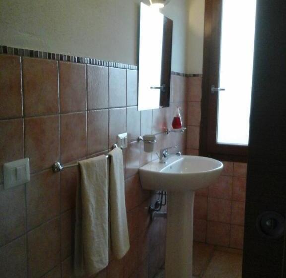 بنسيون Santu Paulu Country House