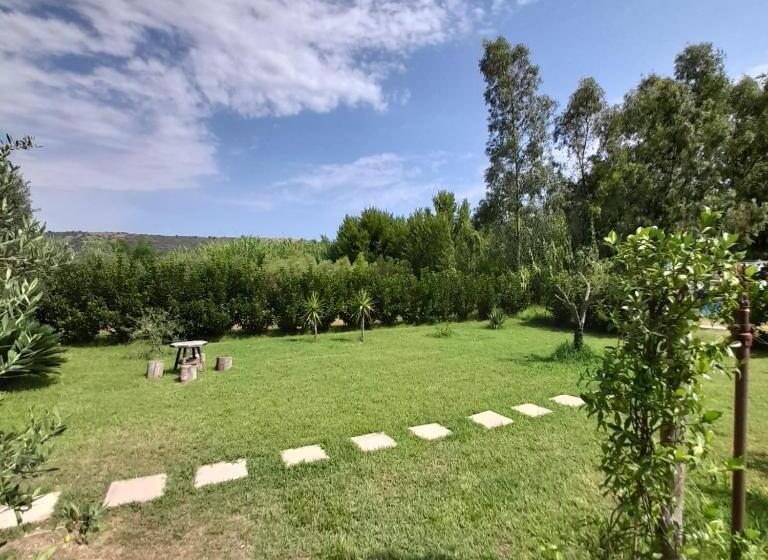 بنسيون Santu Paulu Country House