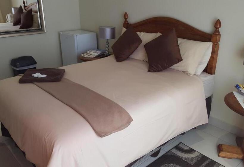 פנסיון The Homestead Margate South Africa