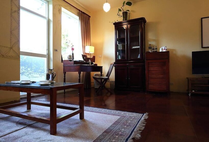 تختخواب و صبحانه Chamonix Home Stay