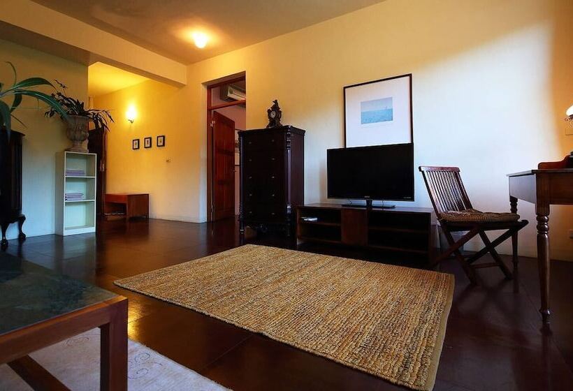 تختخواب و صبحانه Chamonix Home Stay