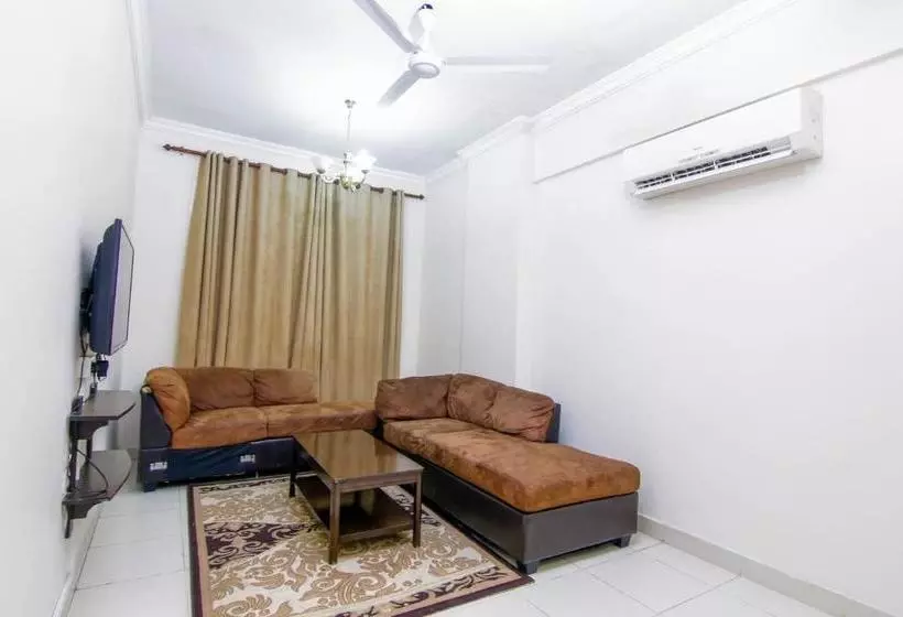 هتل Arsh Furnished Apartment By Oyo Rooms