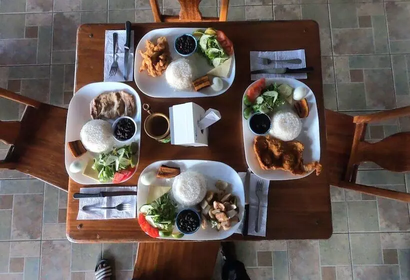 Hotelli Cabinas Sueño Real Guatuso