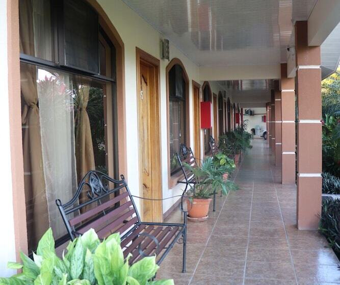 ホテル Cabinas Sueño Real Guatuso