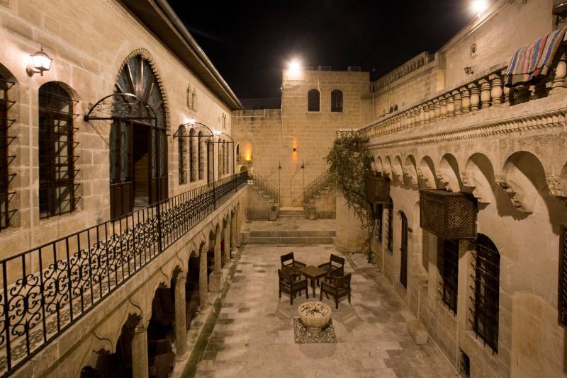 هتل La Riva Konakları