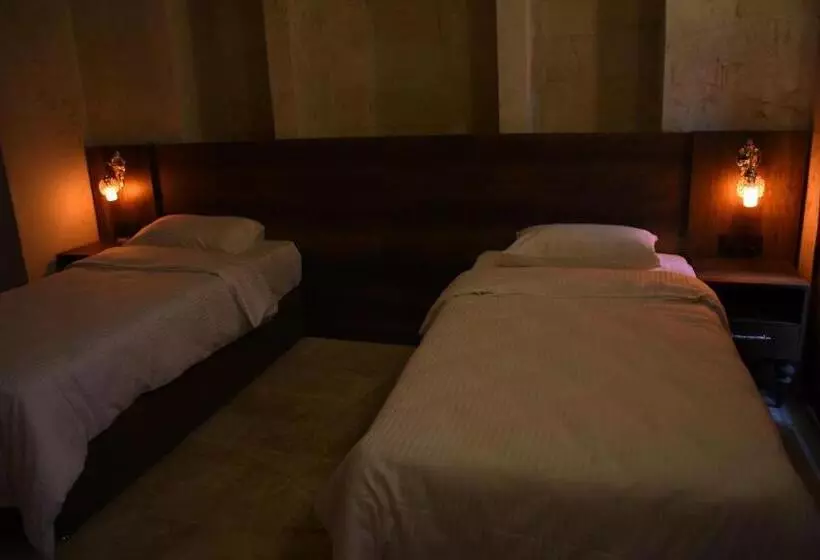 هتل La Riva Konakları