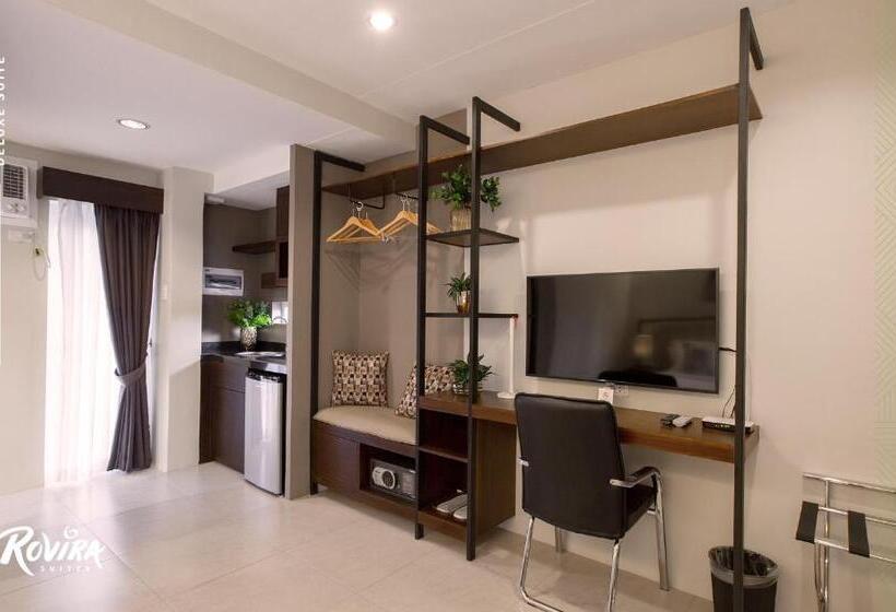 בית מלון כפרי Rovira Suites